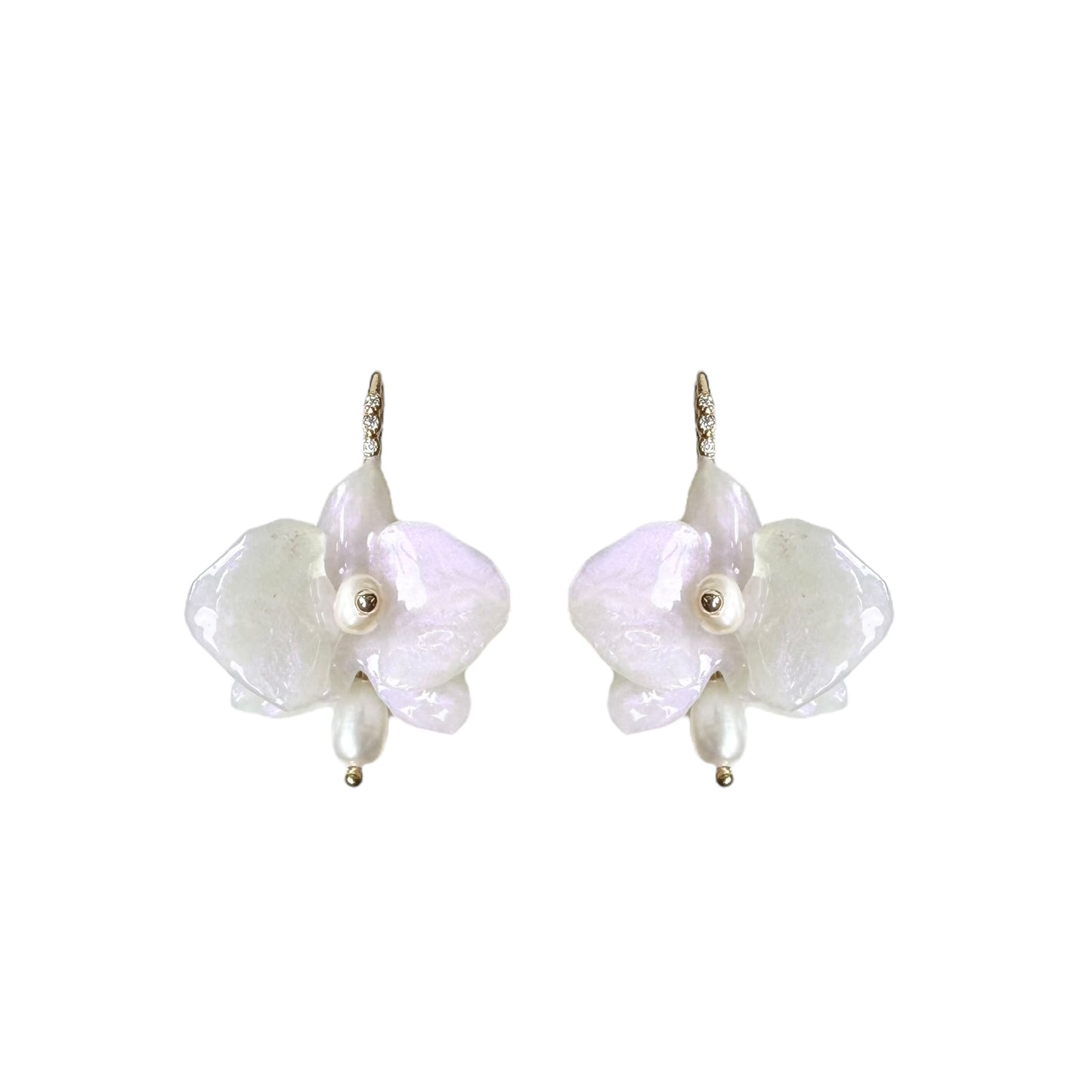 デンティー・オーキッド・ピアス 小さな胡蝶蘭  -パールホワイト-