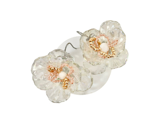 Hand beaded earrings - flower clear -