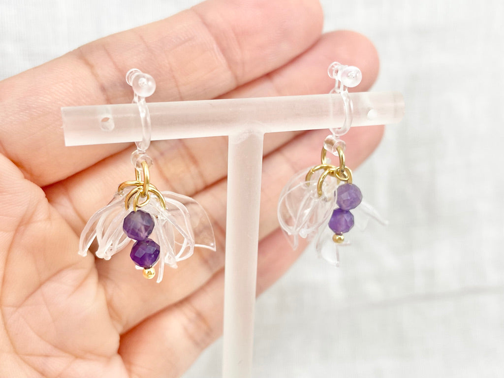 upcycled-plastic-kids-clip-earrings-petals-amethyst-sustainable-upcycled-kids-jewelry-for-unique-gift-idea