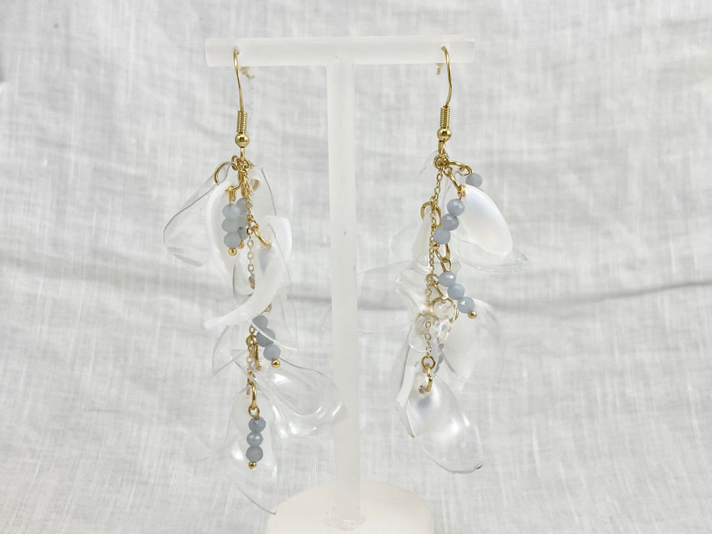 upcycled-plastic-earrings-petals-aquamarine-14kgf sustainable unique gift idea for ecofriendly women