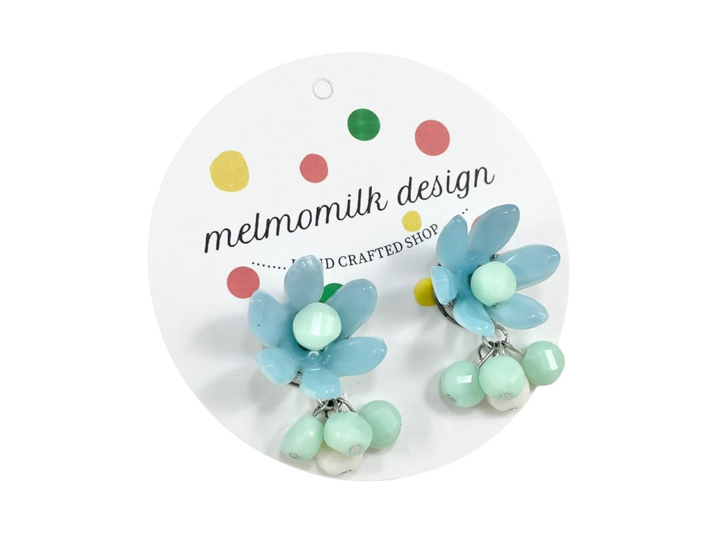 unique gift present colorful jewelry accessory beaded earrings handmade flower sequins