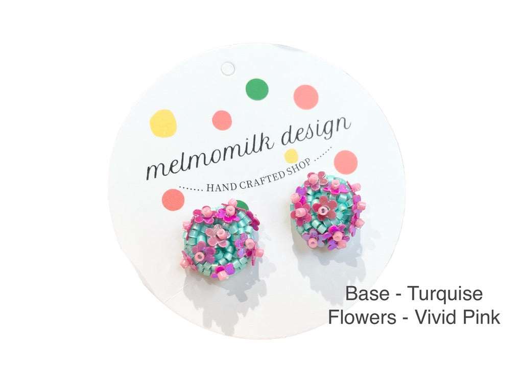 Hand beaded earrings - bouquet flowers - customisable