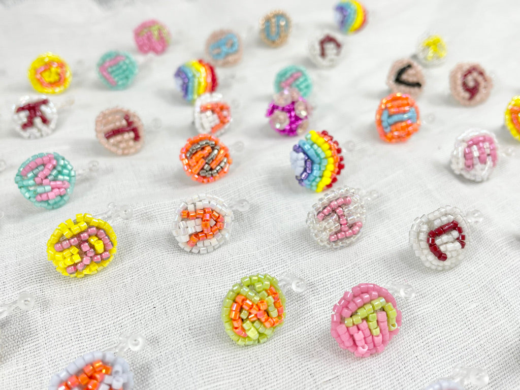Hand beaded kids clip earrings - Rainbow -