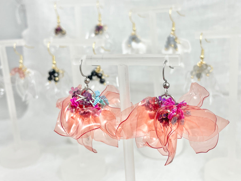 Upcycled earrings - petals - Sequins -