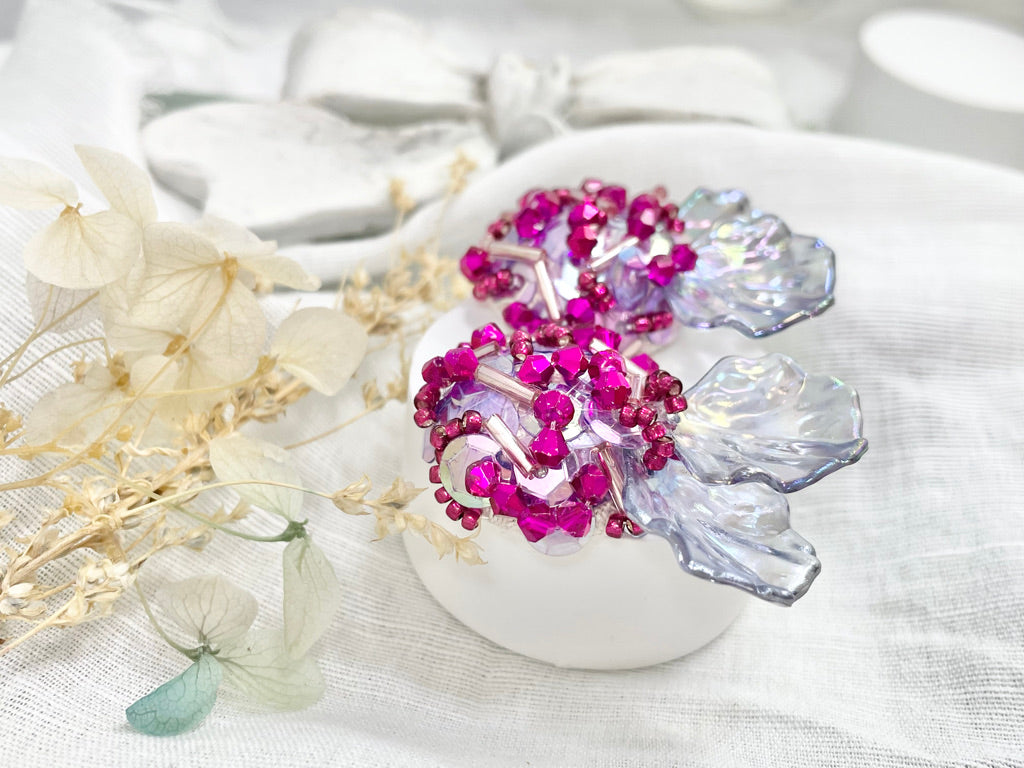 Hand beaded earrings - flower petals -
