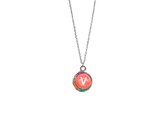 Candy teen necklace - Alphabet- V