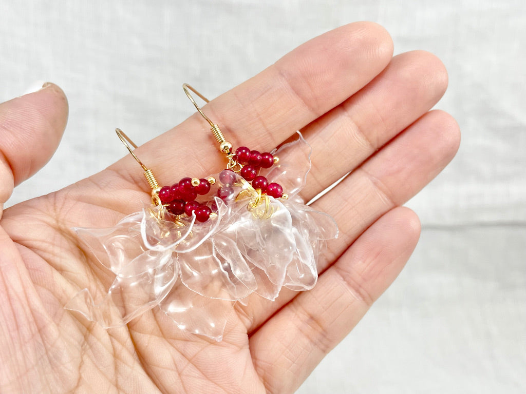 Upcycled earrings - petals - Garnet・14KGF