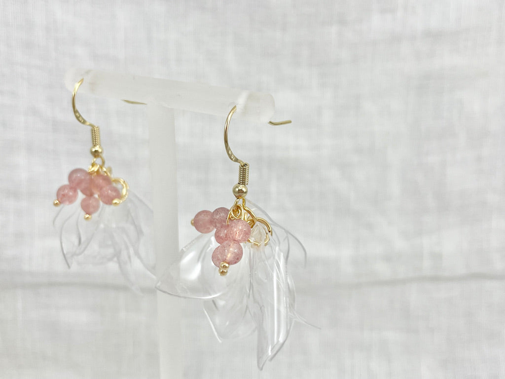 upcycled-plastic-earrings-petals-agate-14kgf-sustainable-unique-gift-idea-recyled-jewelry