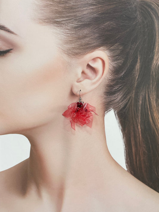 Upcycled earrings - petals - Garnet -