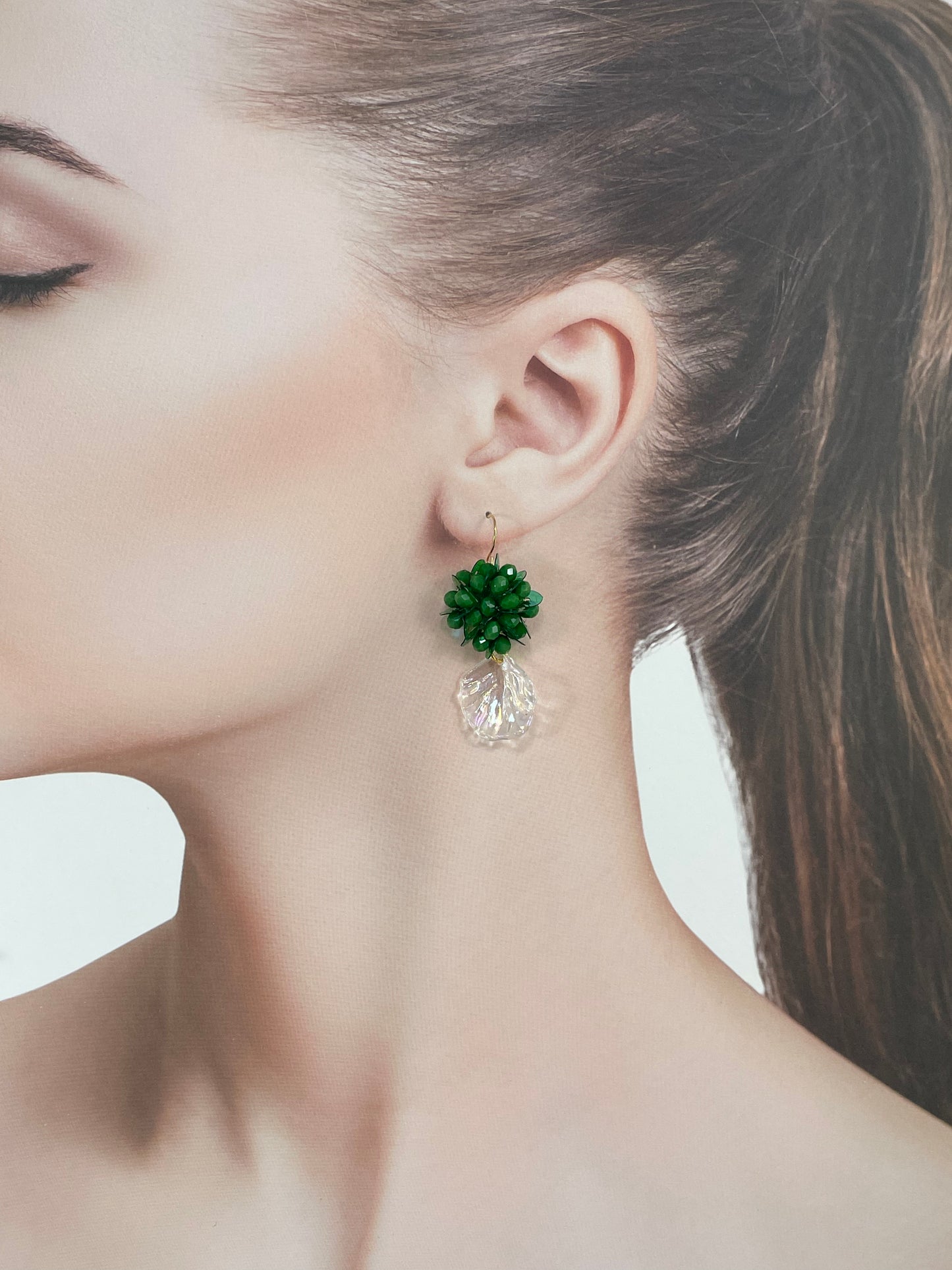 Hand beaded earrings - sequins leaf -