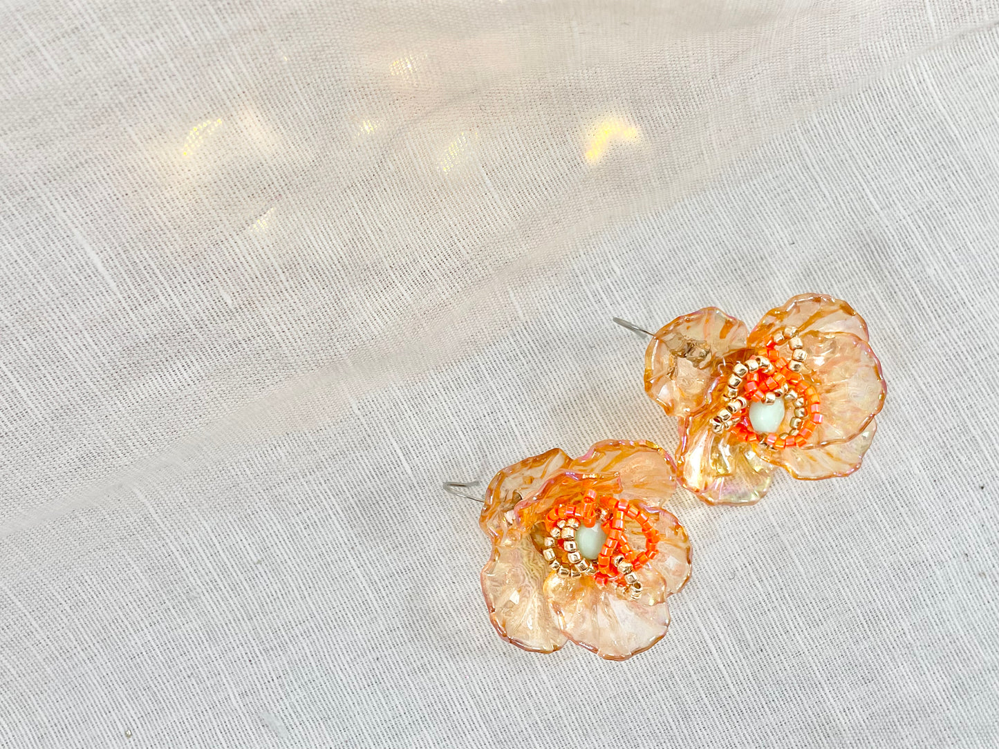 Hand beaded earrings - flower orange-