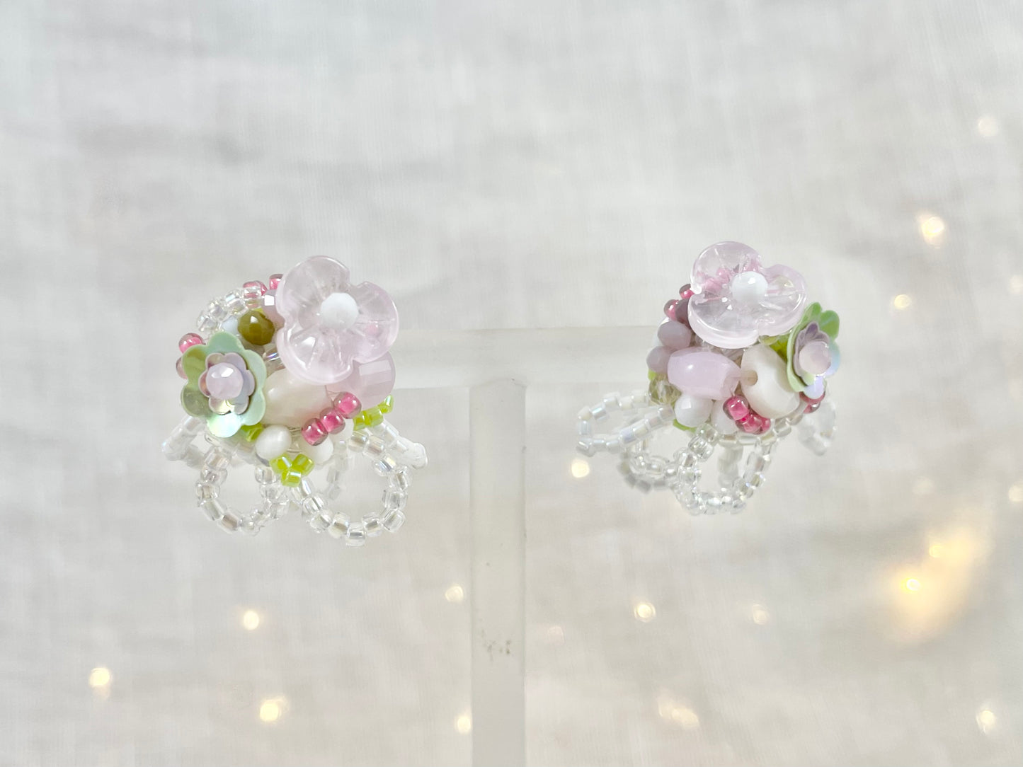 Hand beaded earrings - flower bouquet -